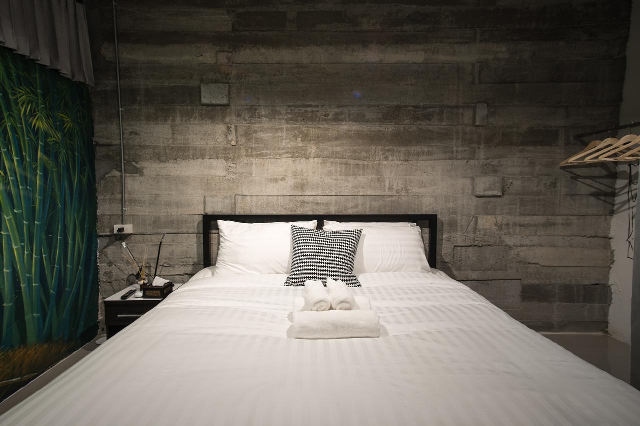 Zen Hostel Chiangmai Chiang Mai Esterno foto