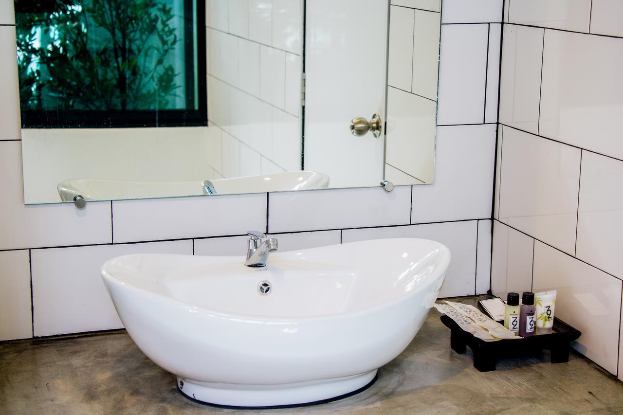 Zen Hostel Chiangmai Chiang Mai Esterno foto