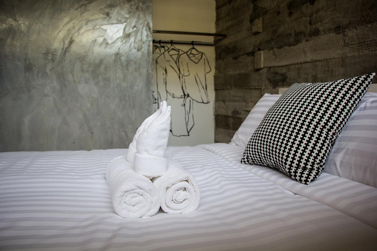 Zen Hostel Chiangmai Chiang Mai Esterno foto