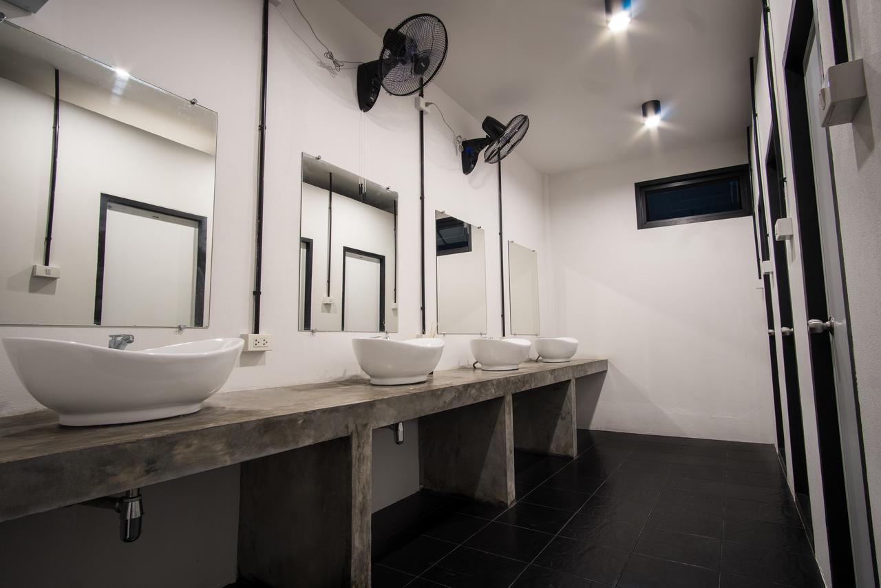 Zen Hostel Chiangmai Chiang Mai Esterno foto