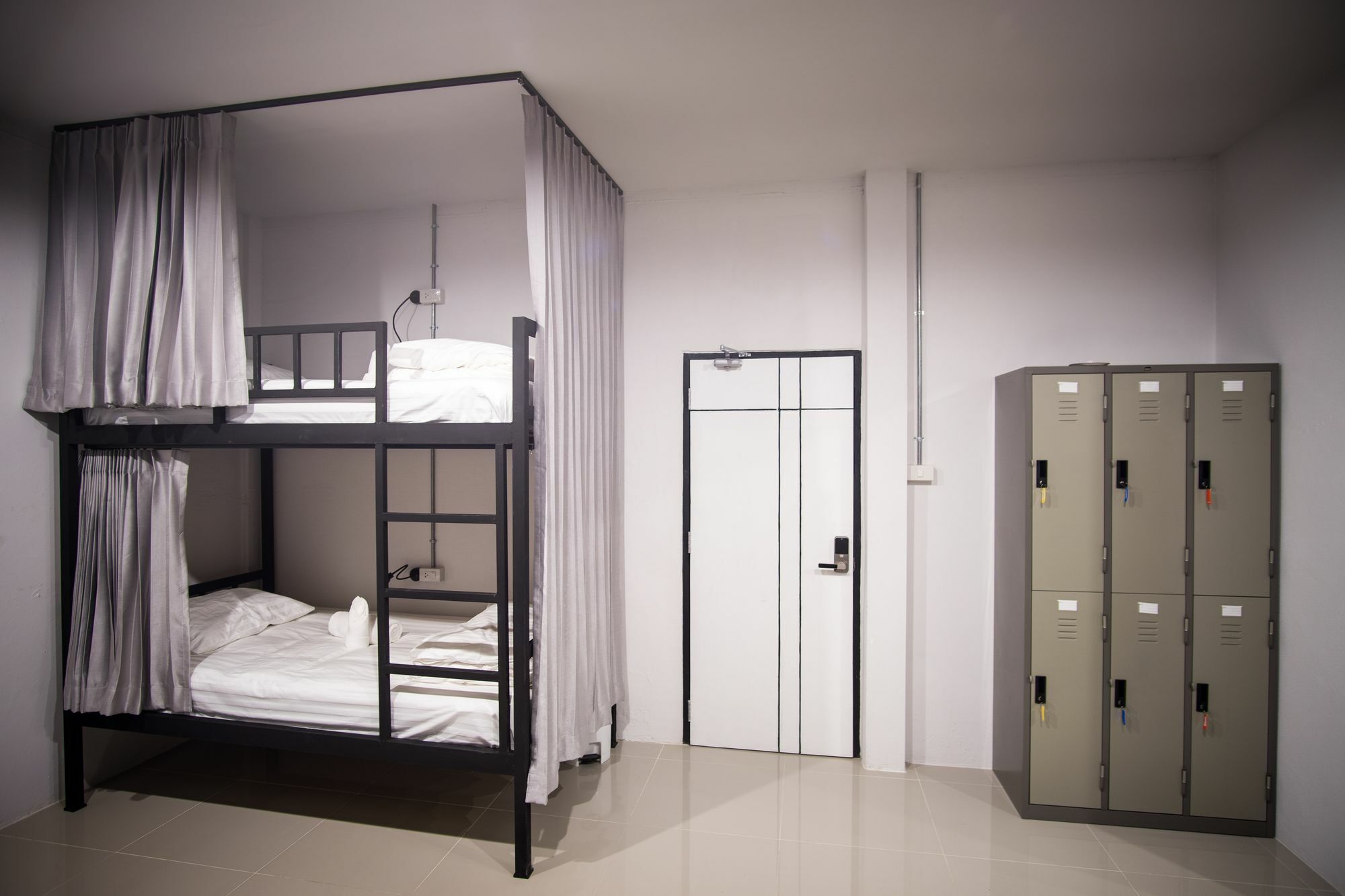 Zen Hostel Chiangmai Chiang Mai Esterno foto