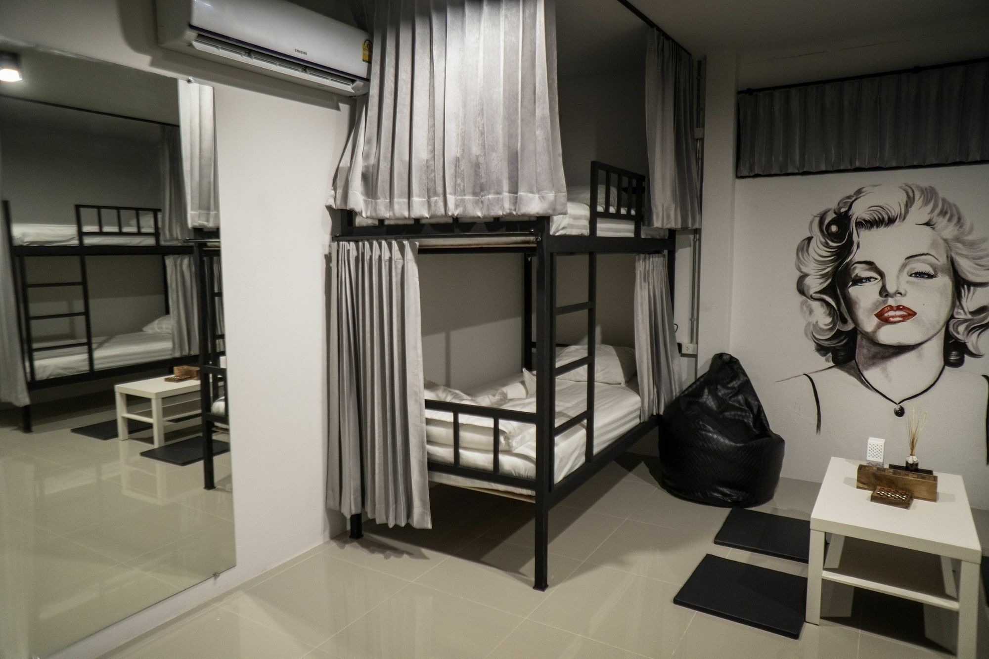 Zen Hostel Chiangmai Chiang Mai Esterno foto