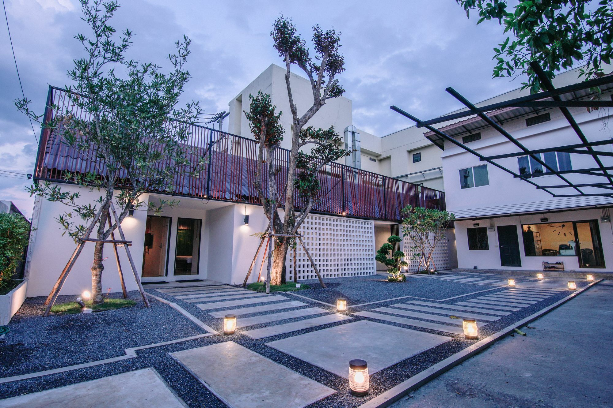 Zen Hostel Chiangmai Chiang Mai Esterno foto